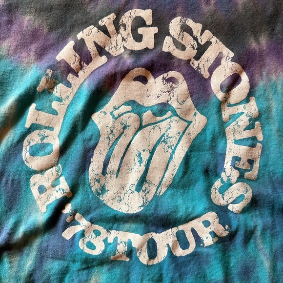 Rolling Stones ‘78 Tour Tie-Dyed T-Shirt sz S Small NWT. Hot Topic Rock N’ Roll - Picture 3 of 4